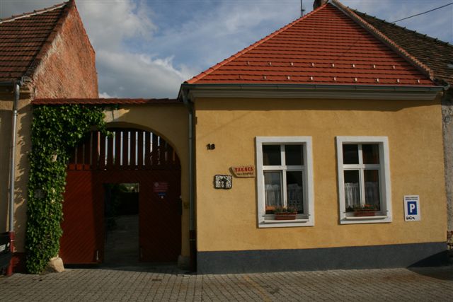 Történelmi vendégház a poncihter negyed szívében